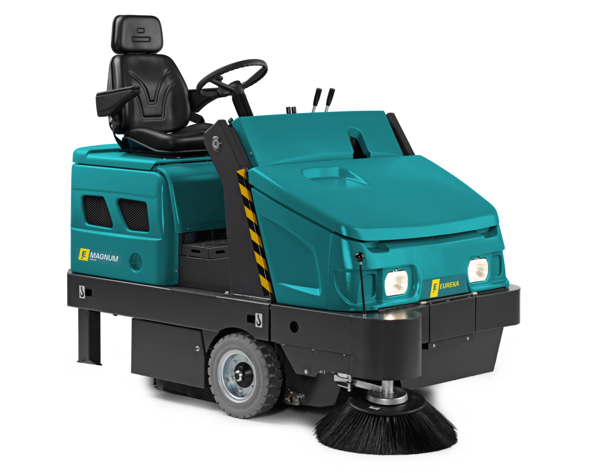 MAGNUM | BALAYEUSE AUTOPORTEE HYDRAULIQUE Balayeuses