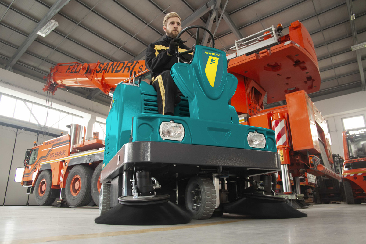 XTREMA | BALAYEUSE AUTOPORTEE Autolaveuse - Balayeuse